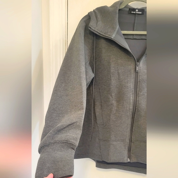 Rae Mode NWOT Hoodie Small - Picture 7 of 9